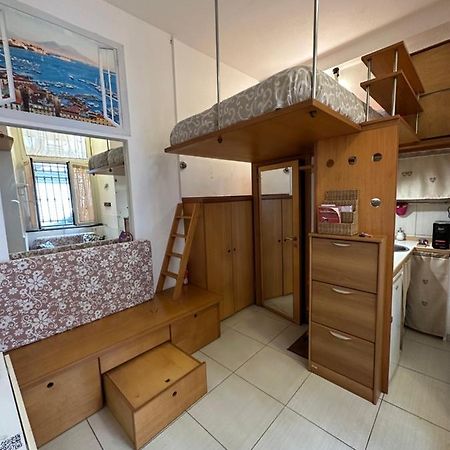 Boat Apartment เนเปิลส์ ภายนอก รูปภาพ