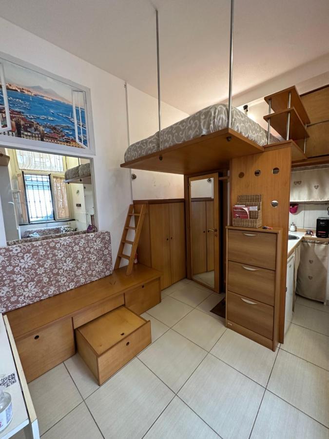 Boat Apartment เนเปิลส์ ภายนอก รูปภาพ