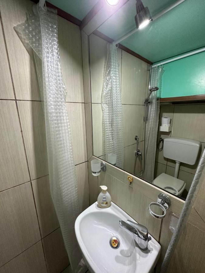 Boat Apartment เนเปิลส์ ภายนอก รูปภาพ
